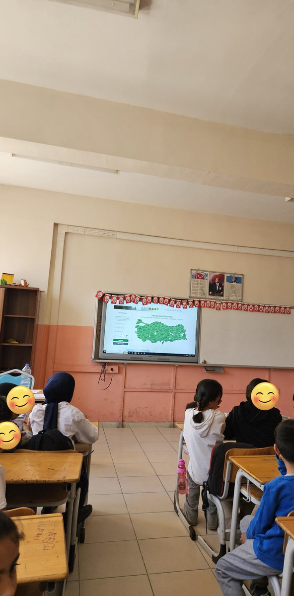 2025-2026 Eğitim Öğretim Yılı "Orman Yangınlarına Karşı Yeşil Vatanı Korumak" temalı ilk dersle başladı🌳🌿
Tüm öğrencilerimize başarılı bir eğitim yılı diliyoruz
#HerCocukBirFidan
İlk dersimiz "Yeşil Vatan"
<a href="/tcmeb/">Millî Eğitim Bakanlığı</a> <a href="/yusuf_Tekin/">yusuf tekin</a> <a href="/agrimem/">AĞRI MEM</a> <a href="/hasan_kokrek/">Hasan Kökrek</a> <a href="/tutakmem/">Tutak İlçe MEM</a> <a href="/mehmetk37779583/">mehmetkartal</a>