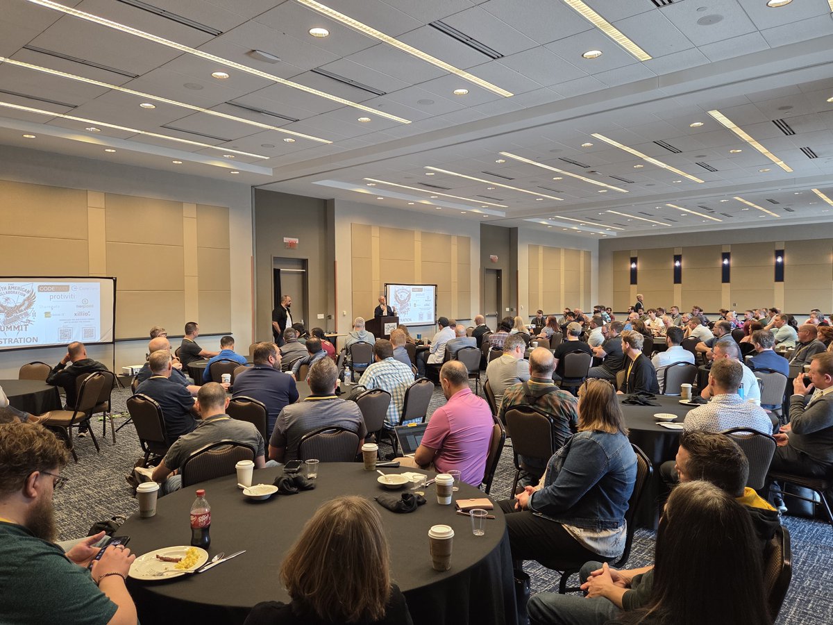 RHarbridge's tweet image. Loved the Q&amp;amp;A and informal style keynote this morning with @bniaulin from @sharegatetools and @mrackley from @Protiviti at @NACollabSummit #NACS #CollabSummit. Discussions, community, connection and sharing is what today will be all about!