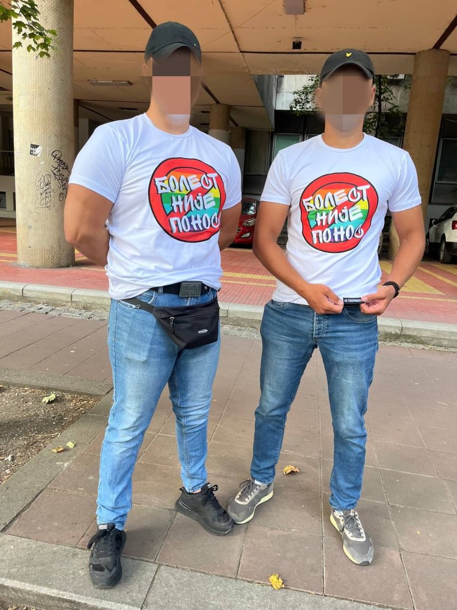 hrabro's tweet photo. Не толеришемо!
Мајице у продаји,  лимитирана серија!

Јавите се на инстаграм профилу.

🇷🇸 https://t.co/1Eie7AzU7r https://t.co/ZqRM77WiHy