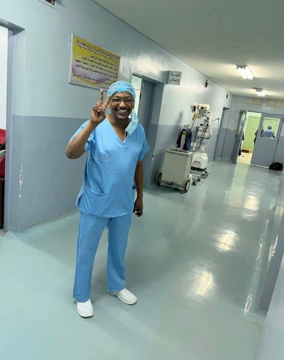 الدكتور علاء الدين عوض نقد وزيراً للصحة في حكومة السلام والوحدة في السودان 
حقيقة كسب السودان الجديد الجراح النطاس الذي ينام ويصحو على الهم العام 
والذي نذر حياته لخدمة المواطنين 

الرجل المناسب في المكان المناسب