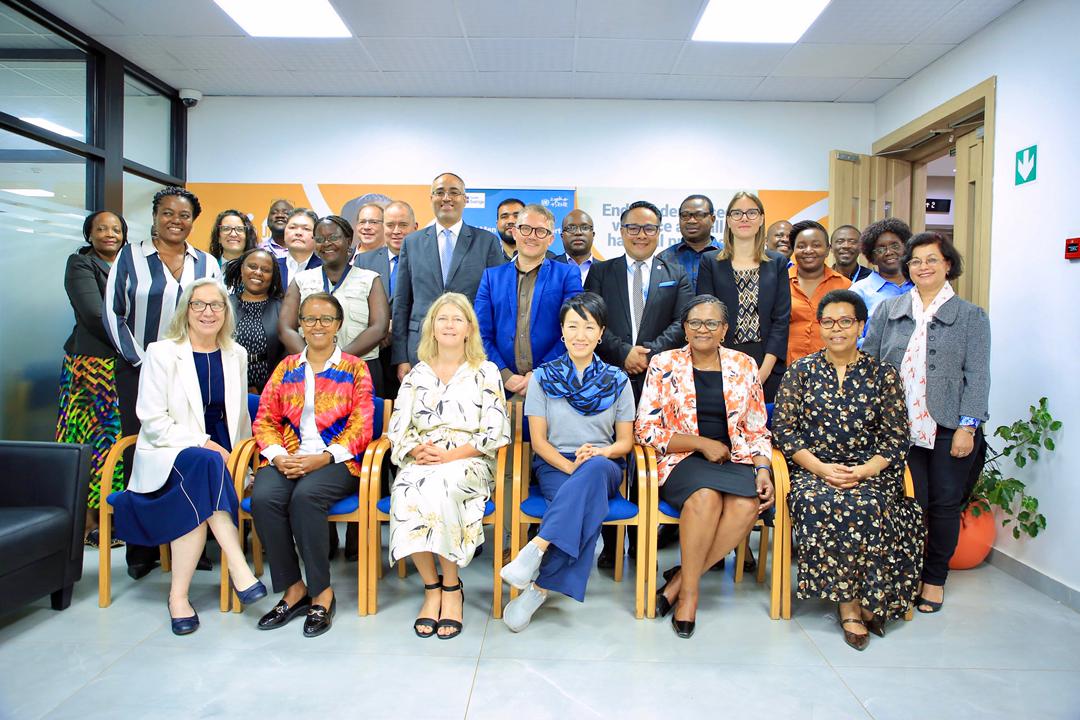 UNFPAUganda's tweet image. Sweden remains a strong partner and will continue to support Uganda in advancing #SRHR, tackling teenage pregnancy and empowering girls and women. We welcome the positive feedback on the @2gether4SRHR programme and value the One UN approach - @SwedeninUG @SwedEnvoyUganda #RISC