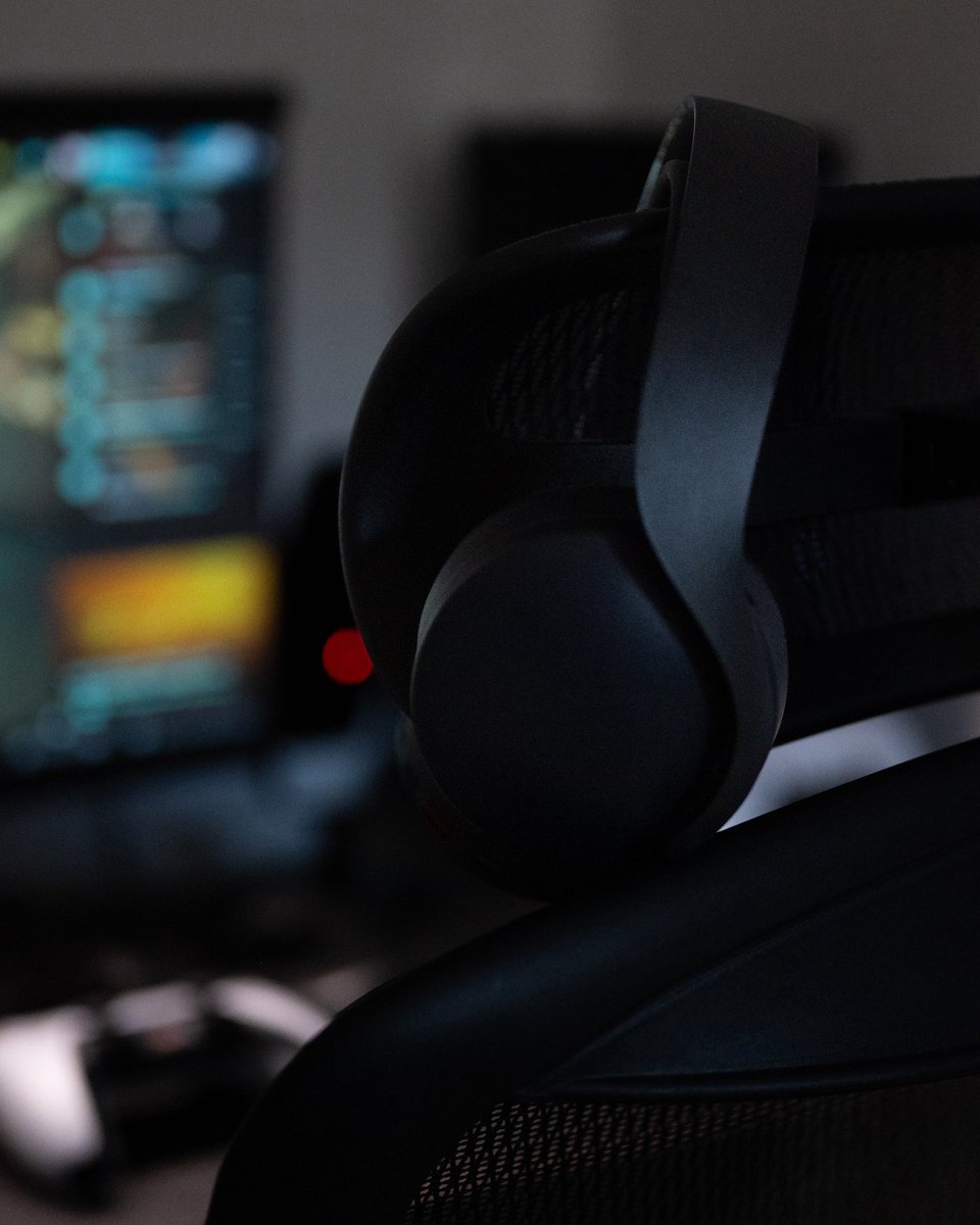 Loyalrex's tweet image. Jumping back in to Battlefield 2042 after playing the Battlefield 6 Beta has been a lot of fun! Massive improvements from I last played. Excited for October 10th!