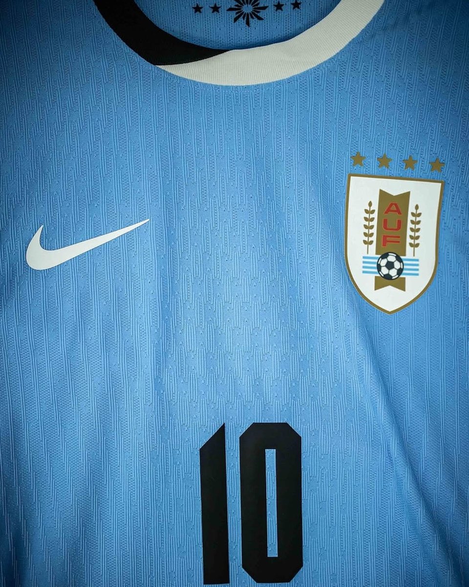 Mística Uruguaya (@misticauruguaya) on Twitter photo 🇺🇾👕 Clasificamos al Mundial y lo festejamos SORTEANDO la camiseta de URUGUAY.
Para participar dale RT y seguí a <a href="/Misticauruguaya/">Mística Uruguaya</a> ✅️
Menciona a un amigo y comenta el nombre de quien queres la camiseta 💬
El 16/9 anunciamos al ganador, mucha suerte! 🇺🇾👕 Clasificamos al Mundial y lo festejamos SORTEANDO la camiseta de URUGUAY.
Para participar dale RT y seguí a <a href="/Misticauruguaya/">Mística Uruguaya</a> ✅️
Menciona a un amigo y comenta el nombre de quien queres la camiseta 💬
El 16/9 anunciamos al ganador, mucha suerte!