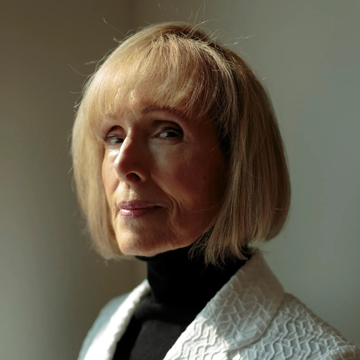 🚨NEW: A federal appeals court has upheld E. Jean Carroll’s civil lawsuit against Donald Trump, holding him liable for sexual assault and $83 million.

RETWEET if you stand with <a href="/EJeanCarroll/">E. Jean Carroll</a> against Donald Trump!