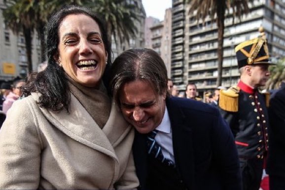 Al final desidia y poco apego eran estos dos