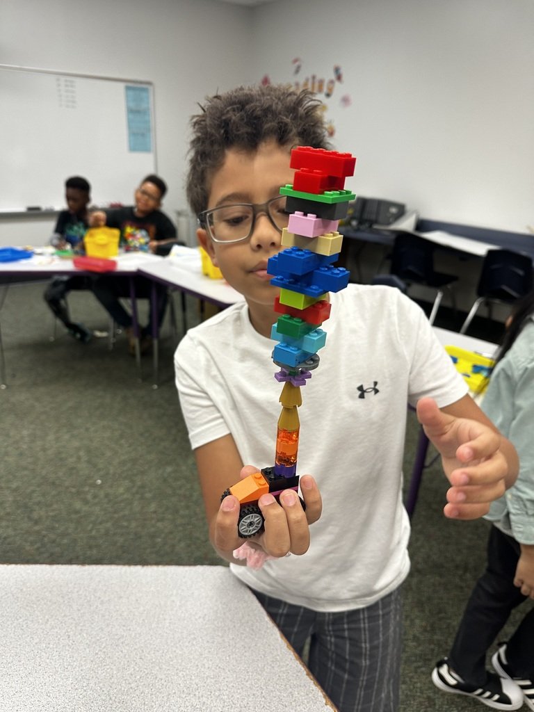 Today, during Prime Time with Mr. Blackshear, some of our 3rd &amp; 4th graders worked on team-building activities using architectural challenges and Legos. Great job, Mr. Blackshear and students.  #WilderWolves #BuildingBrightFutures #AllinAlvinISD
