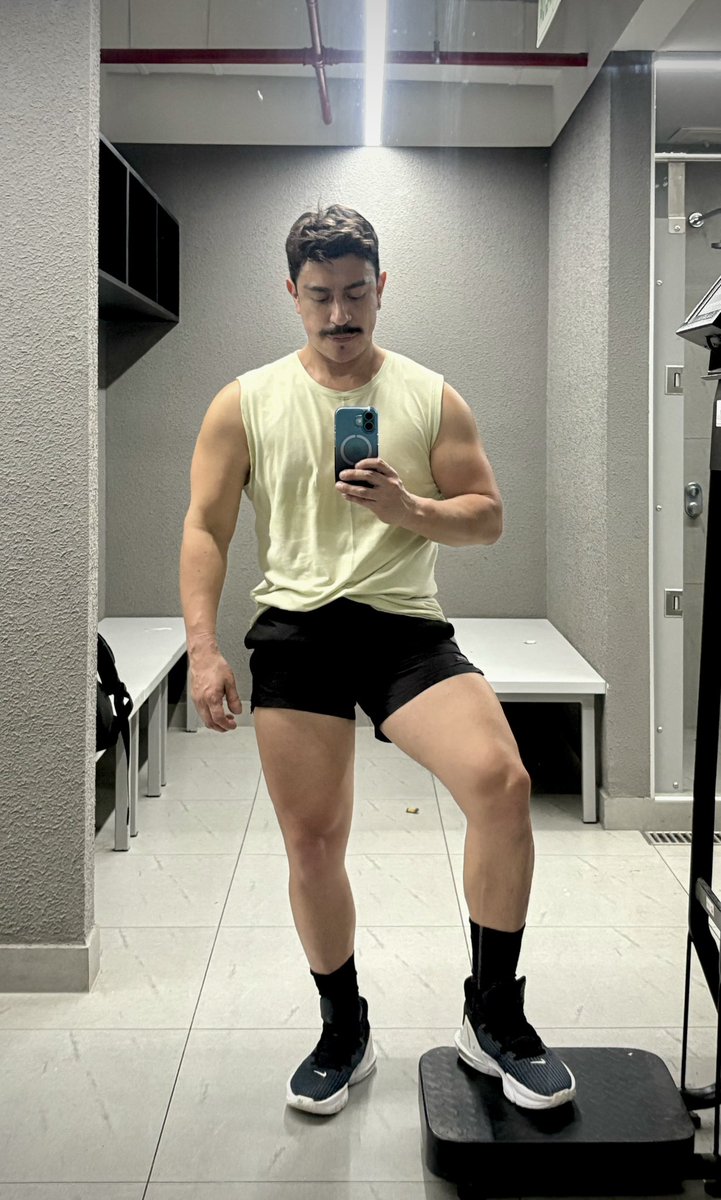 Covidsucks20's tweet photo. Gym 🤟🏻 https://t.co/28non0qmht