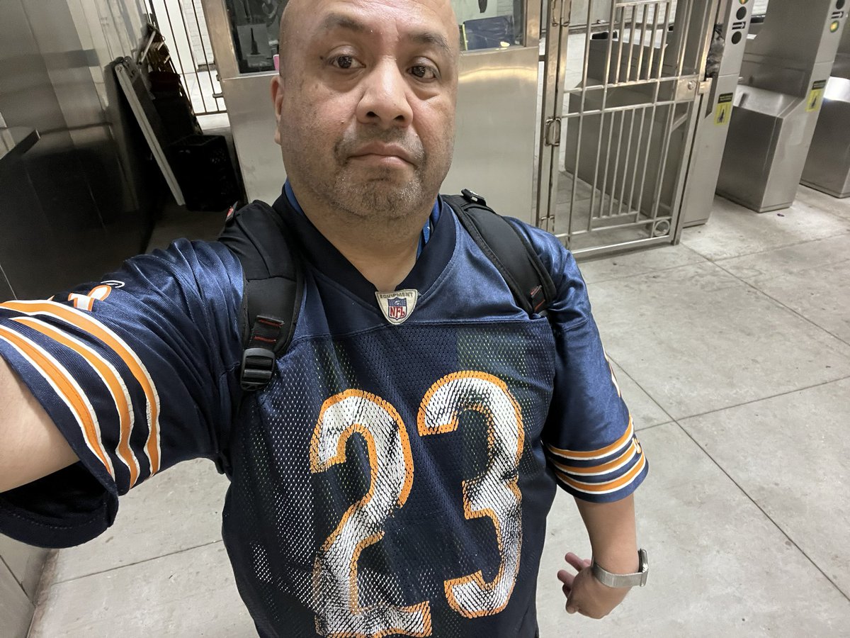 #DaBears let’s go!
#MNF 🏈🏉