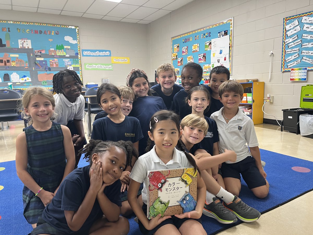 LS Spanish students recently heard “The Color Monster” in multiple languages! With students studying colors and feelings, Spanish teacher Sabrina Moreira read the Spanish version of the book. Afterward, their classmate, Sara, shared a copy of the book, which was in Japanese.