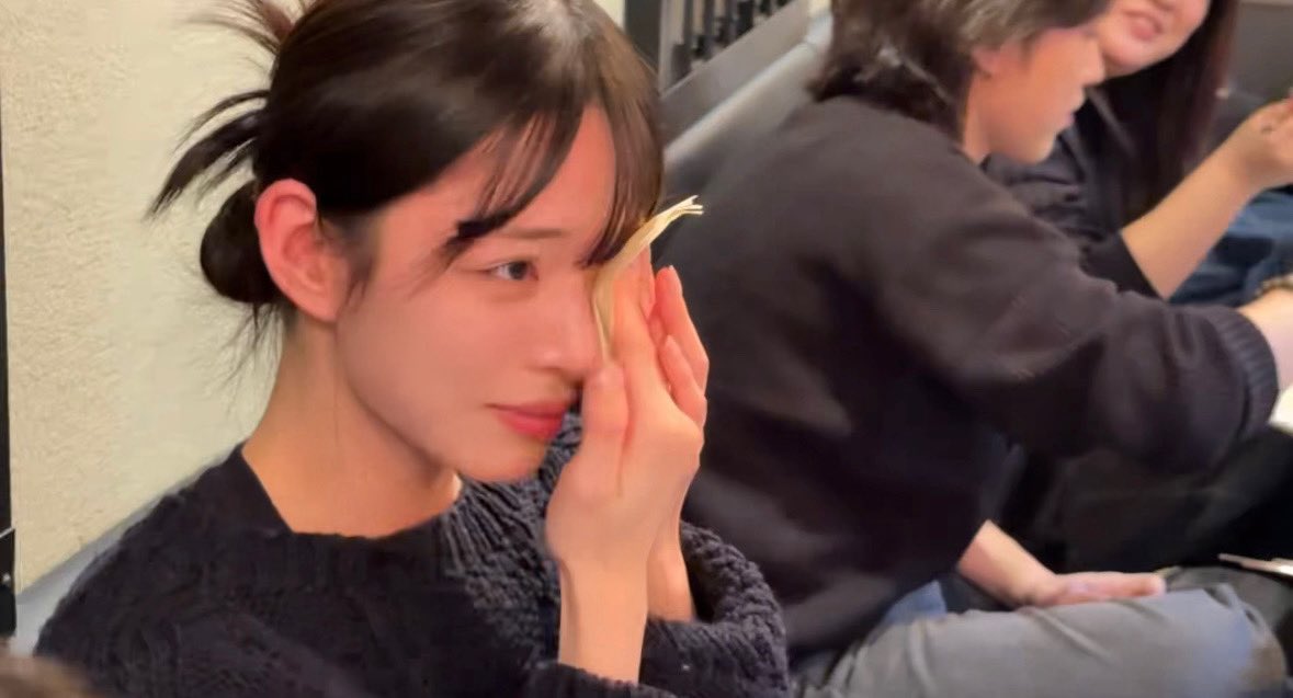 같은 사람이라는게 안 믿겨....
그래서 더 관심 있습니다