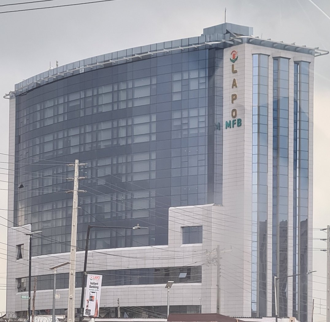 I wan borrow like urgent 2 billion... Na guarantor I dey find.  I no go run, no fear🥹😭

#MondayMotivation