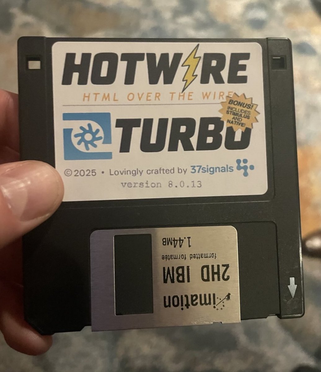 htmx.org / CEO of FlatUI Delenda Est (same thing) tweet media