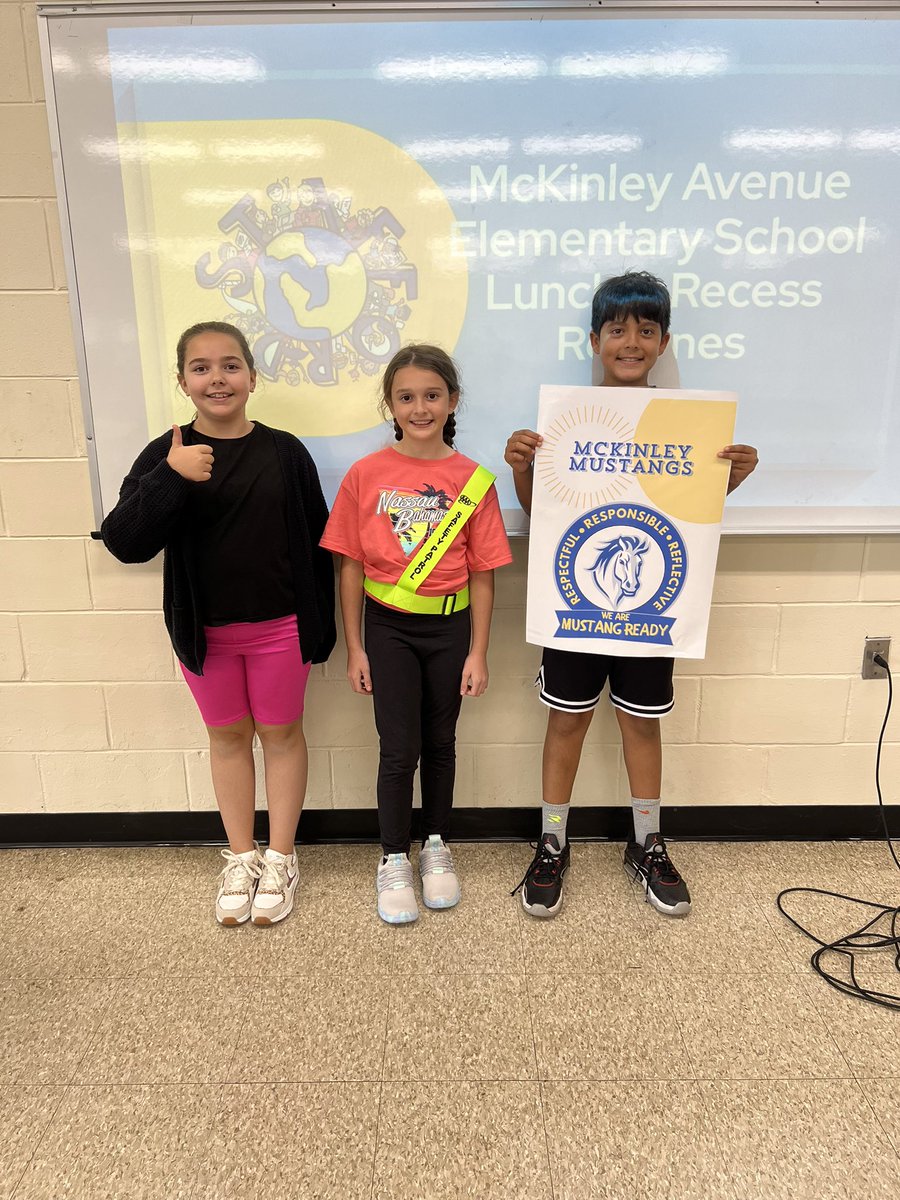 4th grade students caught being great role models during lunch! Keep it up, Mustangs! <a href="/MSTNGPrincipal/">Tiffany Eberle</a> <a href="/Jac_Aliseo/">JacquelineAliseo</a> <a href="/StaffordTwpEd/">Stafford Schools</a>