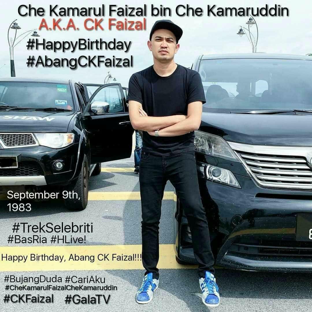 ImranDaud1993's tweet photo. Happy 42nd Birthday, Abang CK (@RealCkFaizal)!!! 🎉🎉🎉🎂🎂🎂🎊🎊🎊🎁🎁🎁🎈🎈🎈9️⃣🔹9️⃣🔹1️⃣9️⃣8️⃣3️⃣ https://t.co/q3hA1olrJW