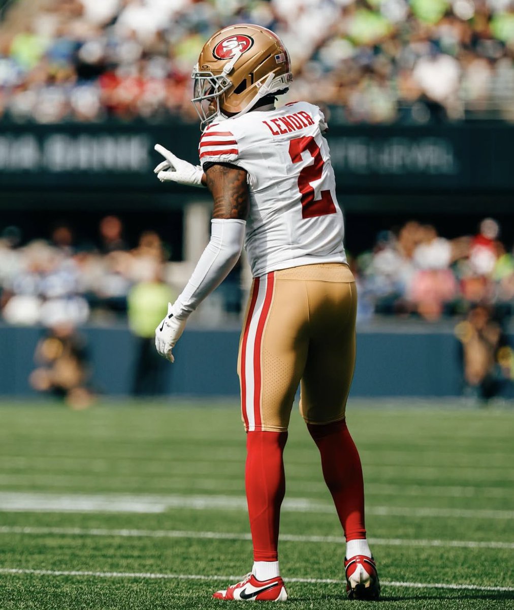 Deommodore Lenoir in coverage against the Seahawks:

• 28 coverage snaps
• 0 catches allowed 
• 0 yards allowed
• 1 forced incompletion 
• 0 touchdowns allowed 
• 75.6 coverage grade
• 39.6 passer rating when targeted

DMO was out there locking shit up 😈