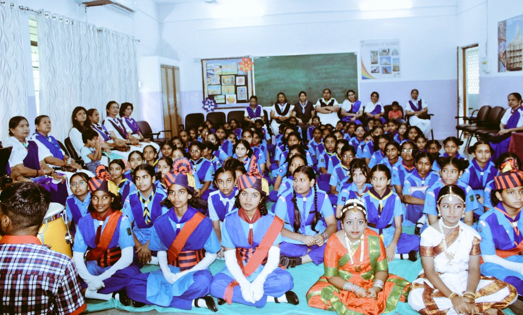 KSabarmati's tweet image. Inauguration ceremony on 3 days Tritiya Sopan Testing Camp for Guides started in PM SHRI KV Sabarmati.
#KVS #Guides
@KVS_HQ @AhmedabadRo @drmadiwr 
1/n