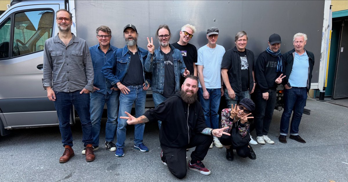 Popsicleさんとのツアー無事完了致しました💪🌟
納豆の話など出来て大変楽しゅうございました😊
#AtomicSwingはまだまだ続きます😍
#Popsicle
#ポプシクル
#アトミックスウィング