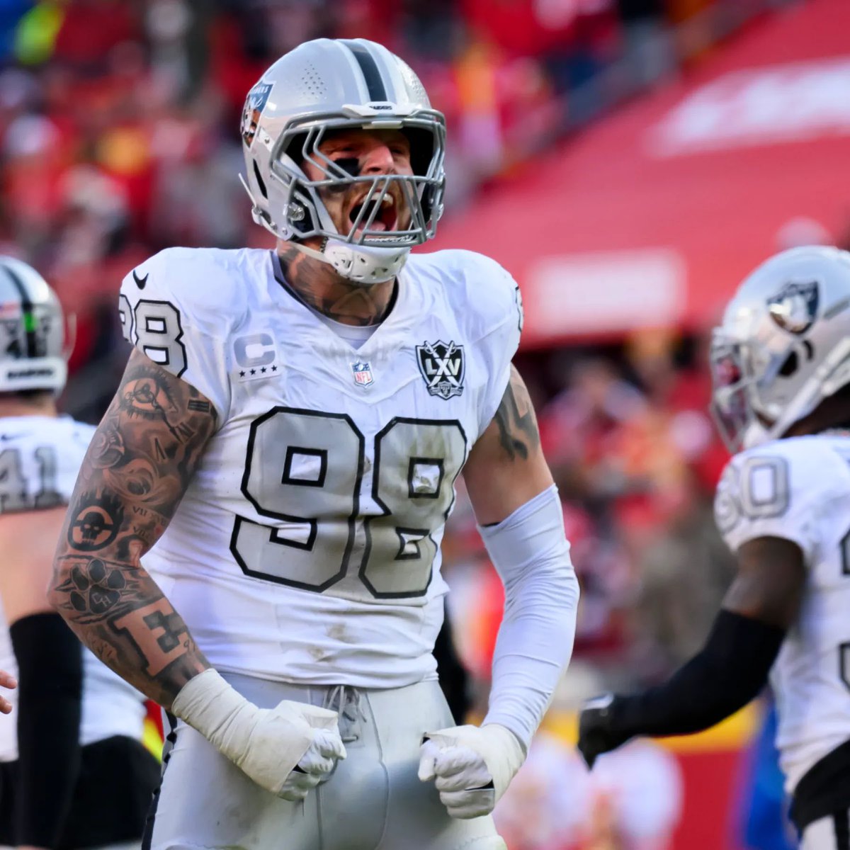 what_college_'s tweet photo. Maxx Crosby…from?! @CrosbyMaxx #manmondays #madmaxx #raiders #RaiderNation #maxxcrosby #JustWinBaby #sacks #NFLWeek1 #NFL #RedZone #allpro #Patriots #AFC #afcwest #CollegeFootball #collegefootballplayoff #football #whatcollege https://t.co/lmtuQ0MVmS