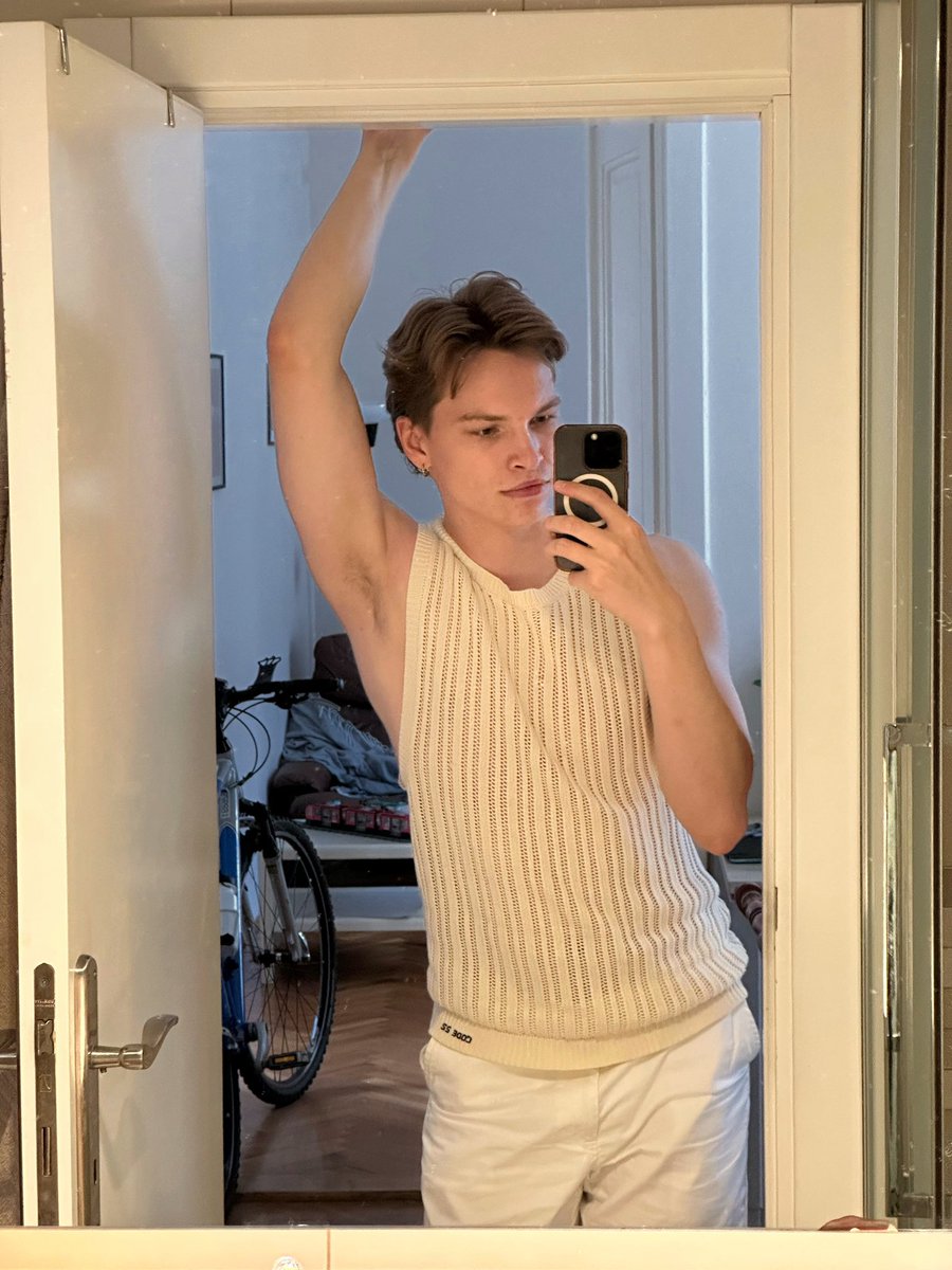 Гуся Егоров tweet media