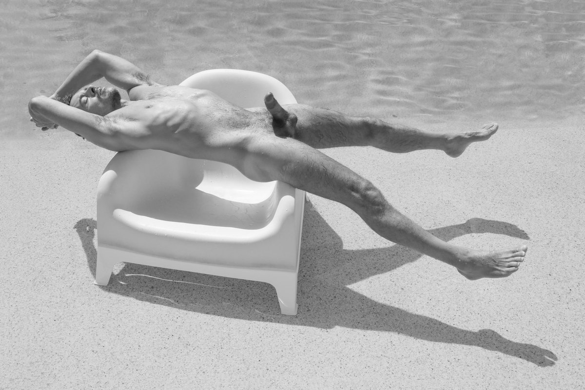 First grab from our recent shoot with beautiful and sexy <a href="/CAMTHICKDXXX/">CAMXXX</a> for #monochromemonday #mcm 📸 <a href="/coxpix1/">coxpix</a>