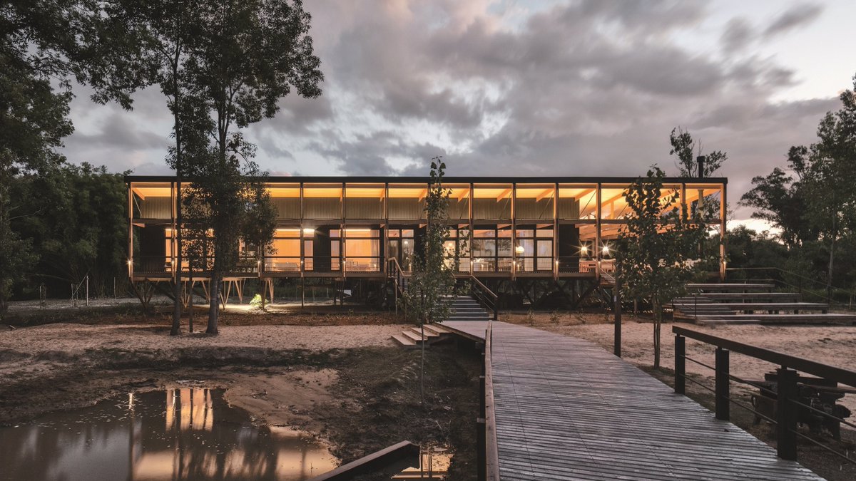 🏠✅As one of the first passive house-certified residential buildings in Argentina, Casa Biguá demonstrates how modern versions of traditional construction methods can bring state-of-the-art building concepts into harmony with the natural environment.

windoorexpert.eu/news/news,3675…