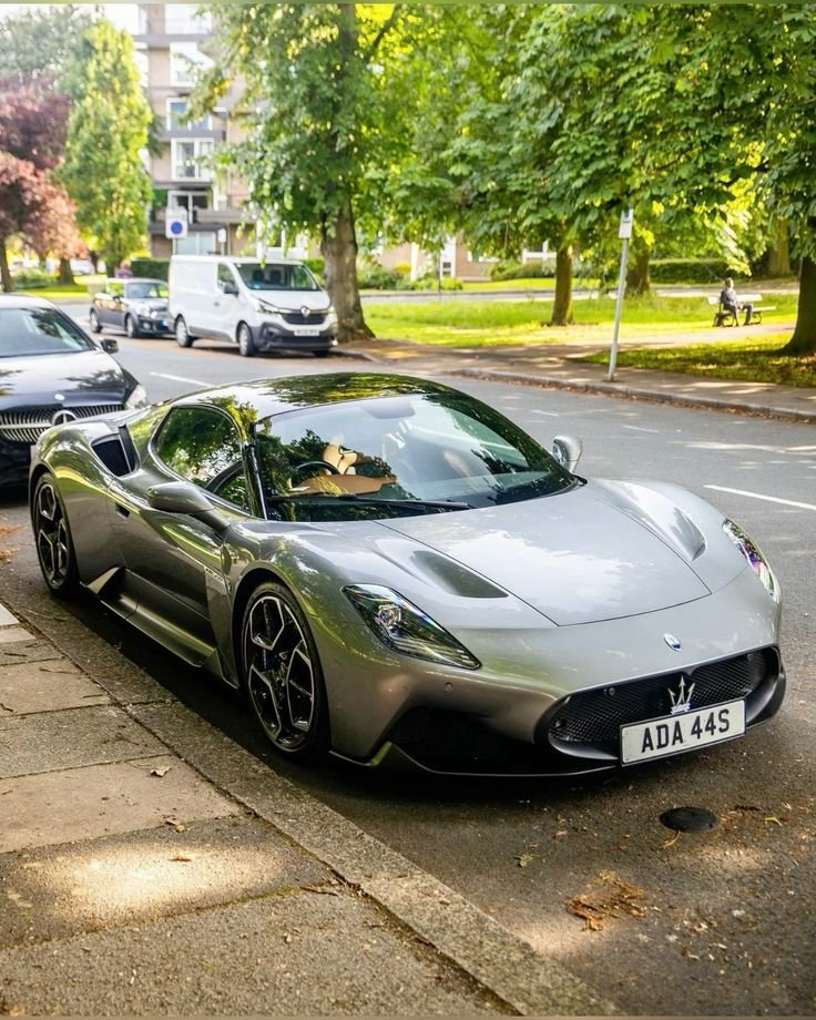 GordonMercedes9's tweet image. #MaseratiMonday #MC20

(A pity Jaguar didn&apos;t go down the CX 75 route in 2013)
cnet.com/roadshow/pictu…