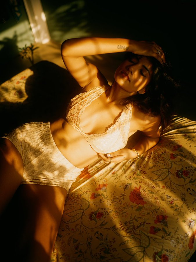 G0VsTIXbgAIoQUt?format=jpg&name=900x900