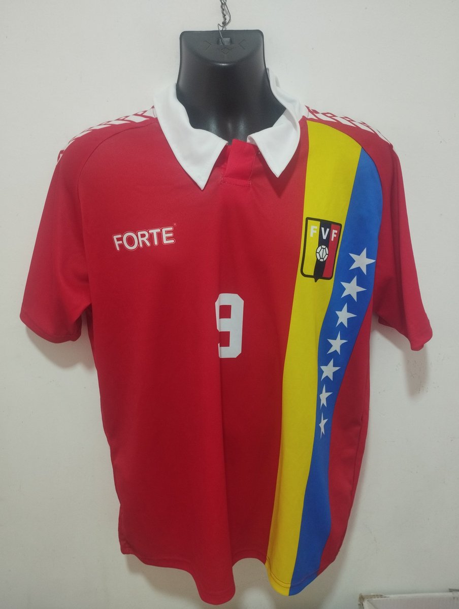 #aliadocomercial #forte #futsaltv 

Camisetas Retro :

Minervén 🔵⚪
Deportivo Táchira 🟡⚫
Portuguesa 🔴⚫
Venezuela 🇻🇪 

📌 Cualquier talla
📌 Impresión de número y nombre
📌 Réplicas desde una sola unidad hasta para todo tu equipo 

pedidos por el 04129050291