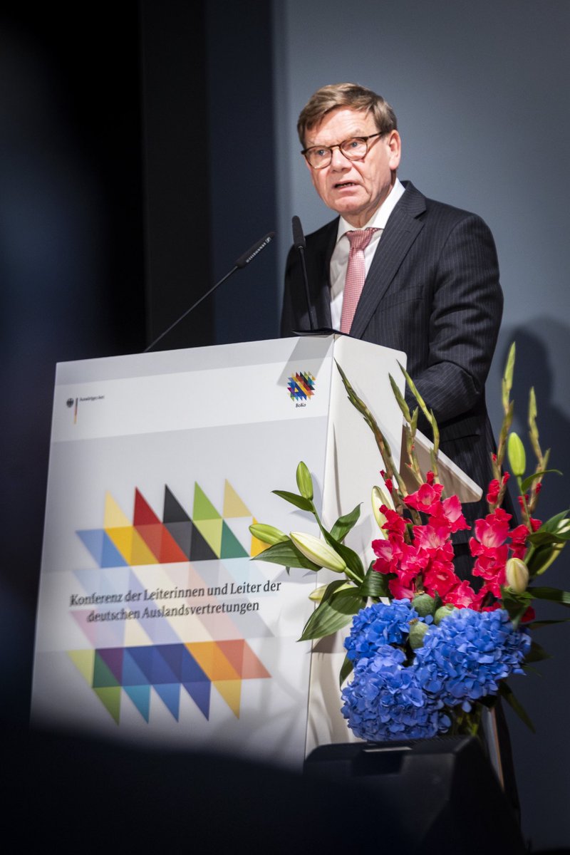 #Russia is attacking our security architecture and will direct its aggressive behaviour even more clearly against us if we do not stop it. Therefore, we must assume much greater responsibility for our own security. - <a href="/AussenMinDE/">Johann Wadephul</a> at #BoKo2025 1/x