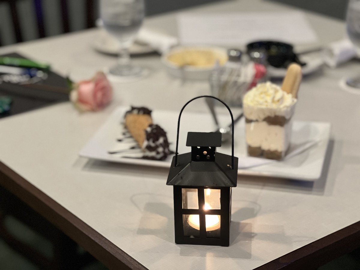 dinnermarriage's tweet photo. Mark your calendar for a date night in Clear Lake on Friday, November 7 at University Baptist Church!  Here's the clincher ... childcare is provided!
https://t.co/WYNt0Jv328 https://t.co/VwEQrJDXOX