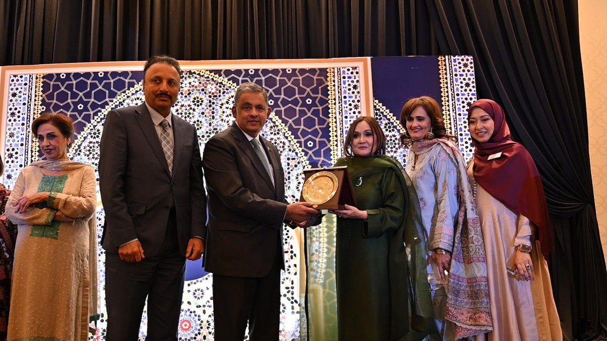 Ambassador Rizwan Saeed Sheikh addressed the Human Development Foundation (HDF) Annual Gala in Oak Brook as Chief Guest. He commended HDF’s long and impactful work in education, healthcare &amp; economic development, and its service to underserved communities. He also highlighted the