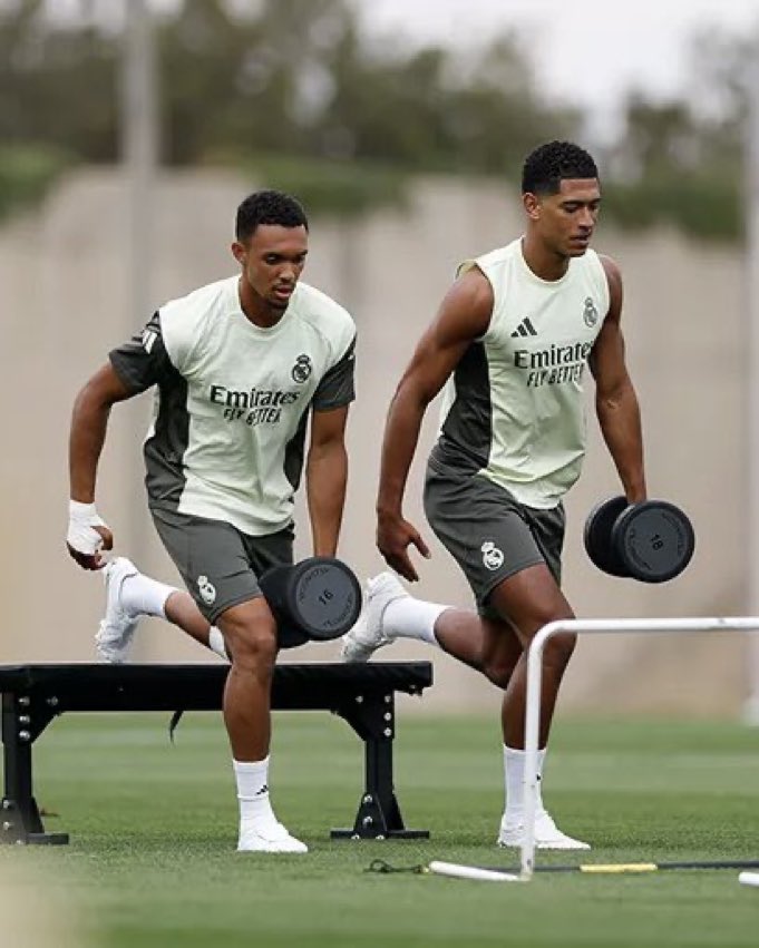 JUDE Y TRENT 🤍😍