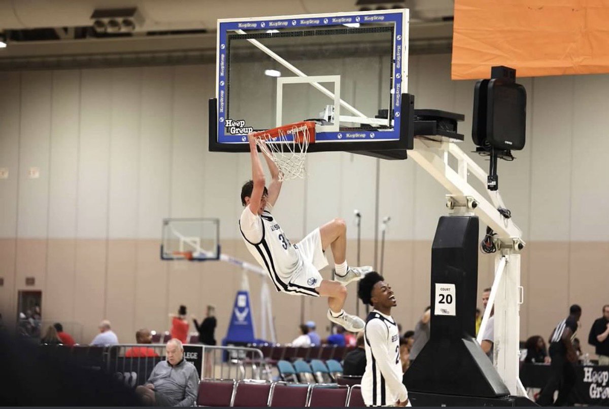 Hunter Stoll ’26 | 6’8 Wing/Forward
Big week ahead as Hunter takes part in his first open gym this Wednesday at Choate (5:30 PM). With his size, length, and versatility, he’s ready to showcase his game and make an impact on both ends of the floor.

 🚨 Coaches, make sure you get