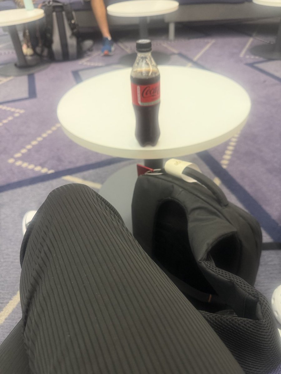 2nd part Abu Dhabi airport 😊