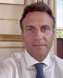 Emmanuel Macron ᵖᵃʳᵒᵈᶦᵉ 🇫🇷 tweet media