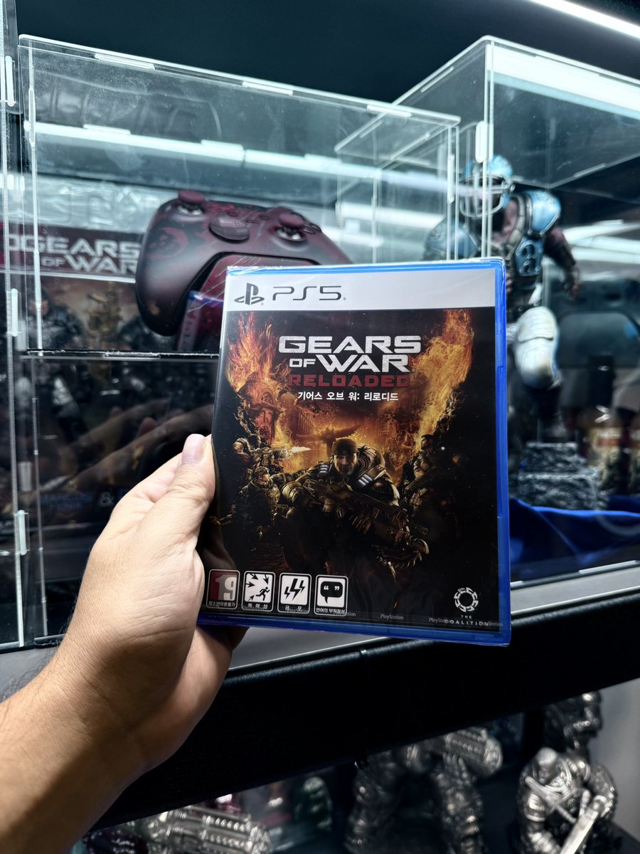 The more different versions the better.
#GearsOfWarReloaded
