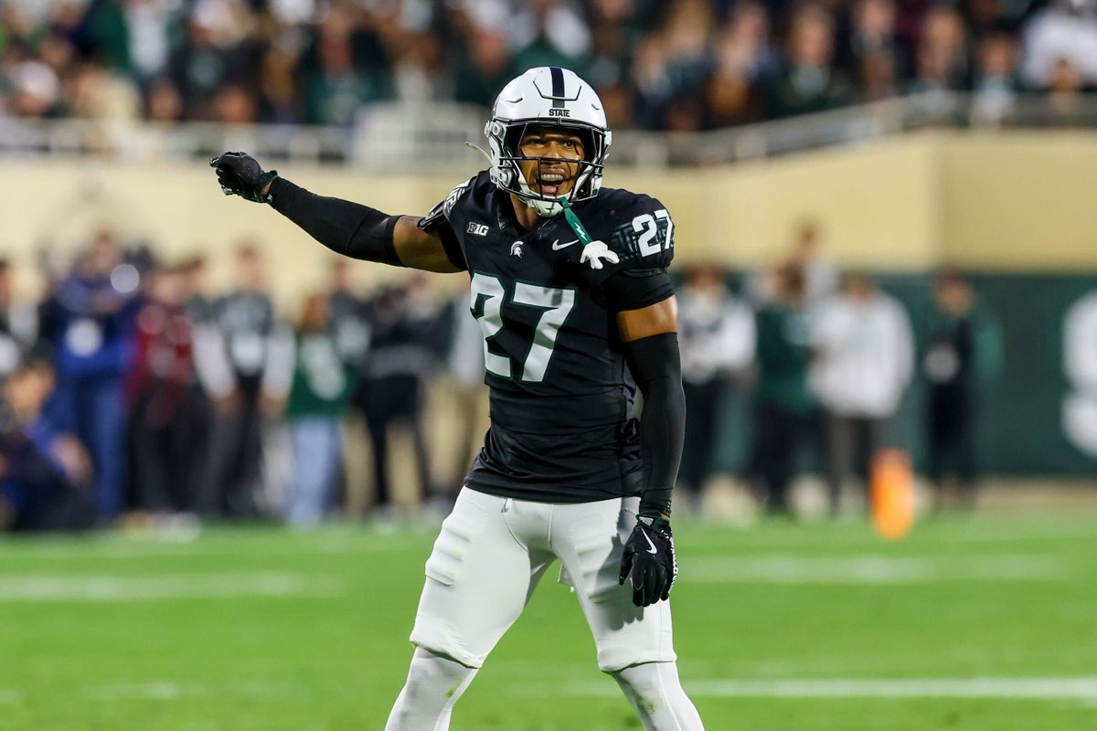 KAjaxKnight's tweet photo. Michigan State after dark when it visits USC for an 11 p.m. Eastern Time kick on FOX.

Sept. 20 will mark the first visit to the Trojans in 47 years.
https://t.co/pLfUS3qtcB https://t.co/WXn1K7qsI6