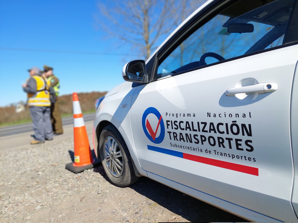 Delegación Presidencial Provincial del Ranco (@dppranco) on Twitter photo 🚫✋🏽👷🏻👮🏻Desde el viernes hasta ayer domingo, junto a equipos 🚨🚐 fiscalización de ruta, la seremi <a href="/MTTLosRios/">SeremiTT Región de Los Ríos</a> y <a href="/CarabLosRios/">Carabineros Región de Los Ríos</a>, controlamos ruta 210 conexión La Unión - Río Bueno y ruta Tenencia de Ruta Choroico, reforzando entre conductores la responsabilidad y el autocuidado 🚫✋🏽👷🏻👮🏻Desde el viernes hasta ayer domingo, junto a equipos 🚨🚐 fiscalización de ruta, la seremi <a href="/MTTLosRios/">SeremiTT Región de Los Ríos</a> y <a href="/CarabLosRios/">Carabineros Región de Los Ríos</a>, controlamos ruta 210 conexión La Unión - Río Bueno y ruta Tenencia de Ruta Choroico, reforzando entre conductores la responsabilidad y el autocuidado