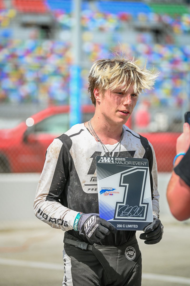 Our favorite place to crown champions 🏆🏁 Enjoy some throwbacks down at the RCSX Podium 💪

📸 @co_darr327 #RCSX