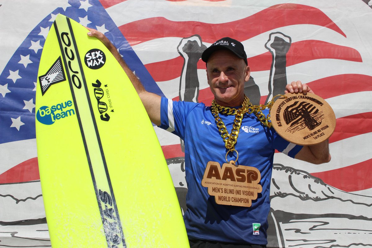 🏄SURF | El zarauztarra Aitor Francesena, campeón del mundo por sexta vez
eitb.eus/es/deportes/ot… <a href="/BATbasqueteam/">BAT Basque Team</a>