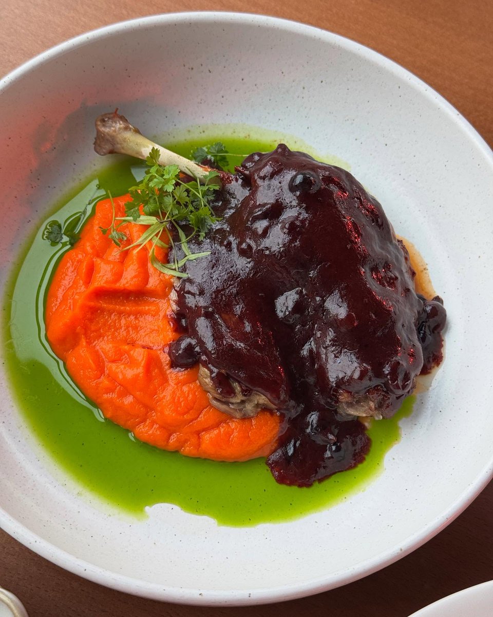 JamesT79627's tweet photo. Delicious moments: A delicious meal, life's little joys! 🥳🍽️ #FoodSharing #HappyTimes https://t.co/PcFIwdFuSE