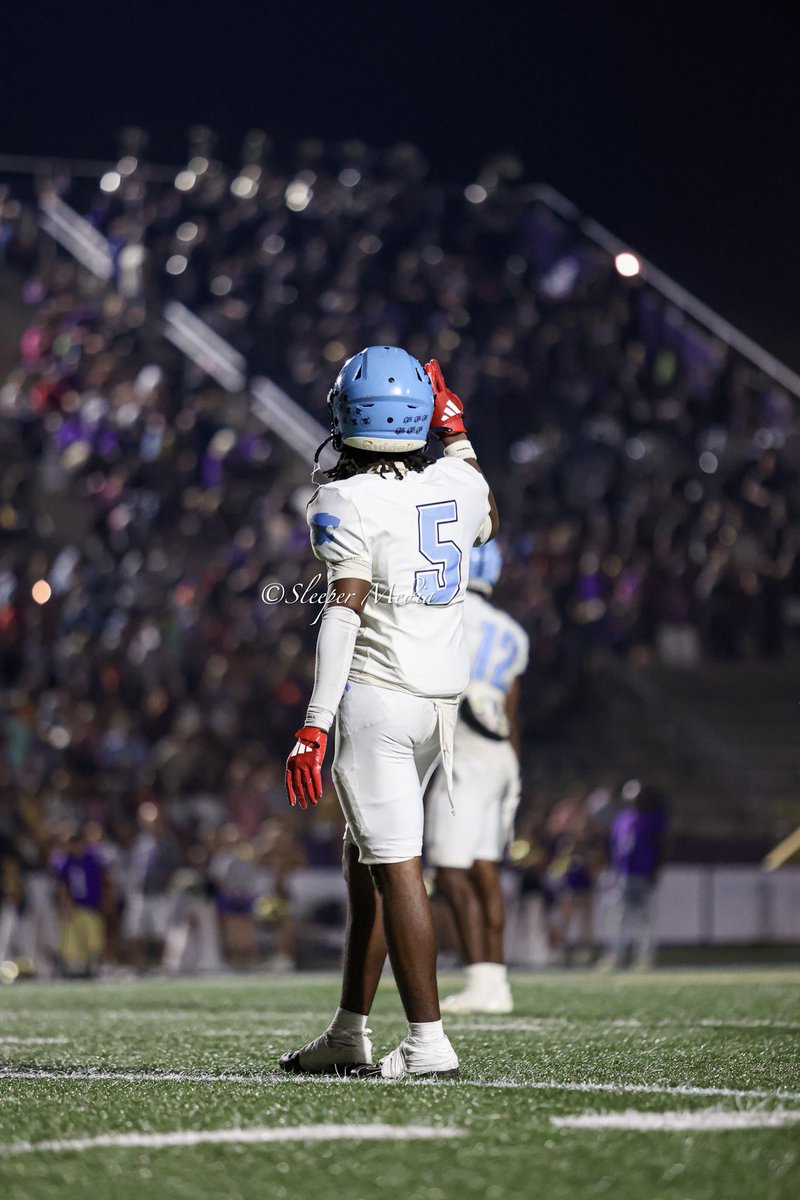 First 3 Game Highlights!! hudl.com/v/2SanUy

-1 Interception 

-5 Targets 

-4 Passes defended 

-13 Total tackles