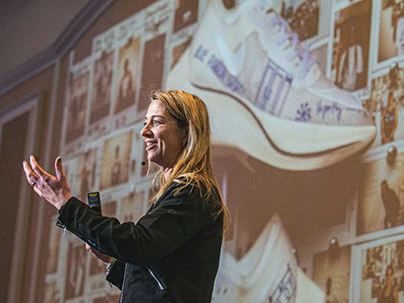 Sneaker News tweet media