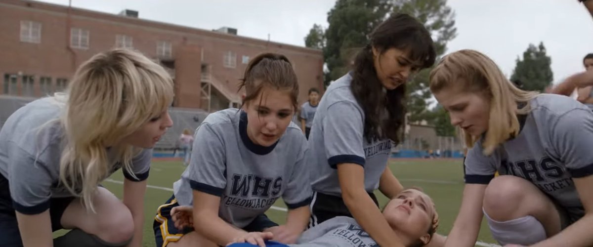 Yjcornplate's tweet image. Natalie, Shauna, Lottie, and Laura Lee are the ones who try to comfort Allie