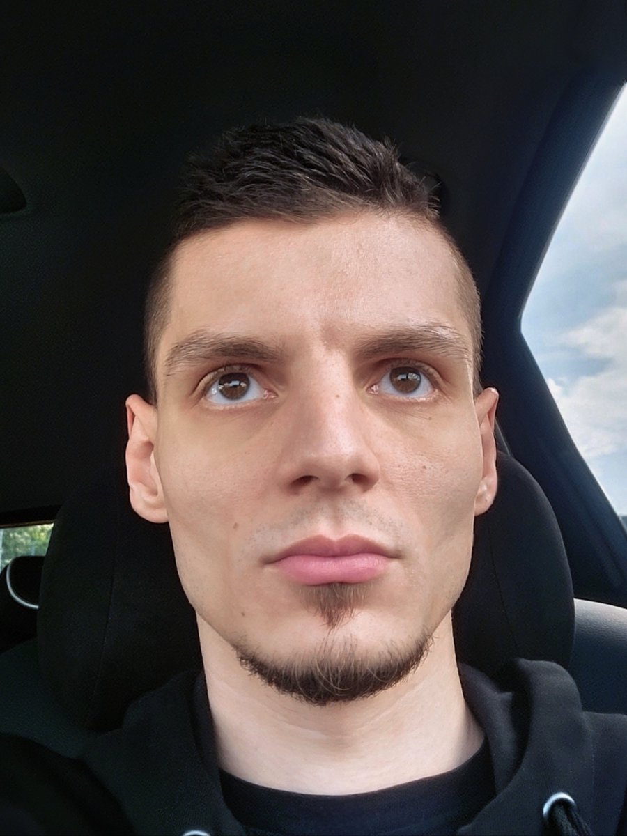 MAIN CHARACTER SYNDROME