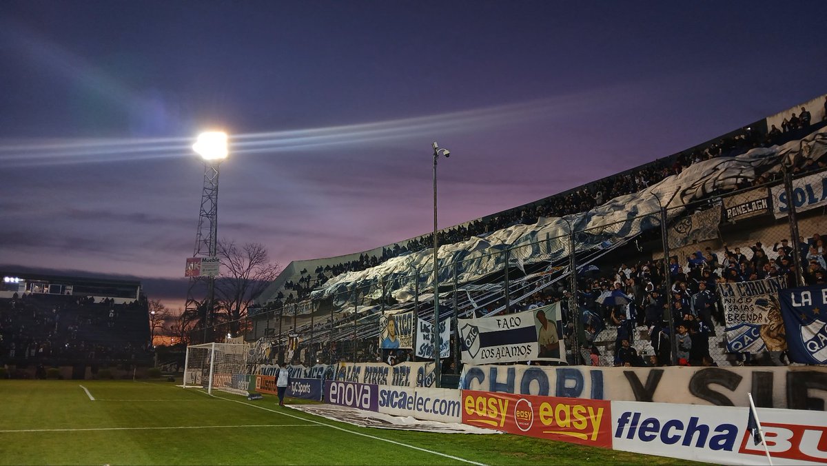 🎶🤍  Esta banda siempre alienta...