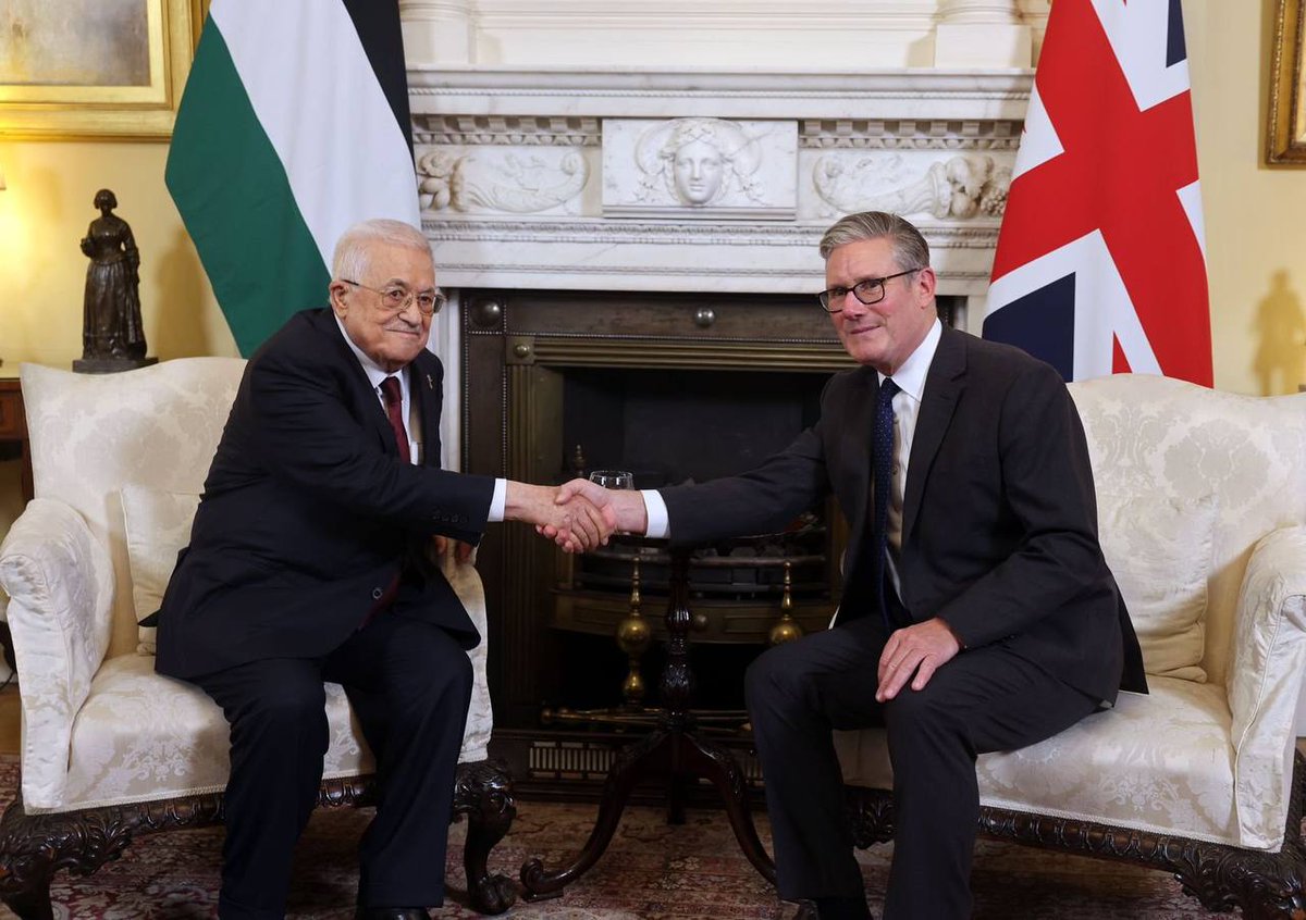 Keir Starmer is meeting right now with Mahmoud Abbas—discussing how to reward the October 7 Hamas terrorists.

Meanwhile today, 2 Palestinians carried out a murderous attack in Israel: 6 innocent civilians killed, dozens more wounded.

Starmer, have you no shame?