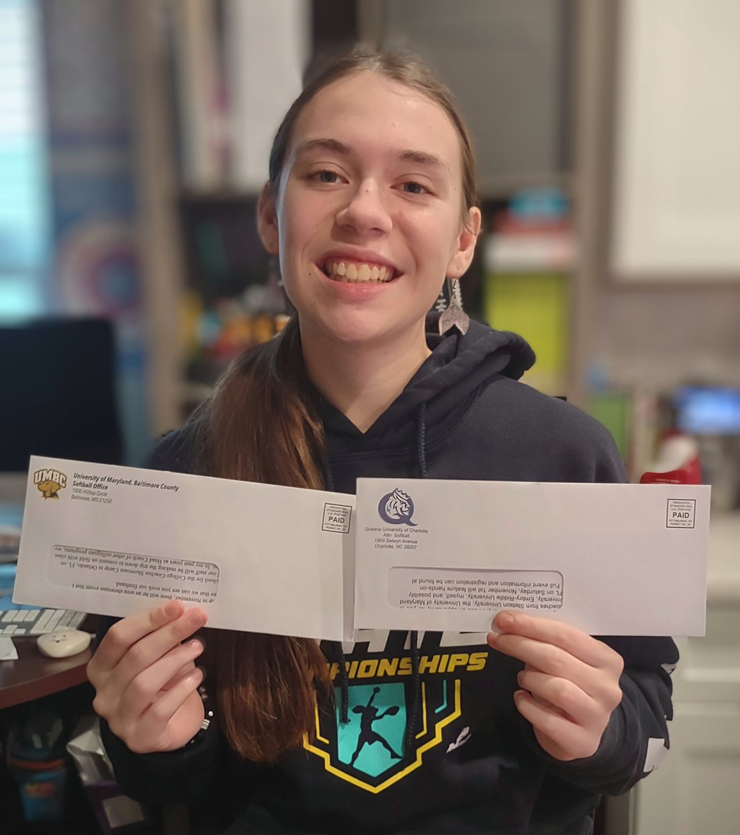 NSimpson_2027's tweet image. Favorite type of mail to get! Thank you @RoyalsSball and @UMBCsoftball for thinking of me! #RecoveryMode #1percentbetterEveryday