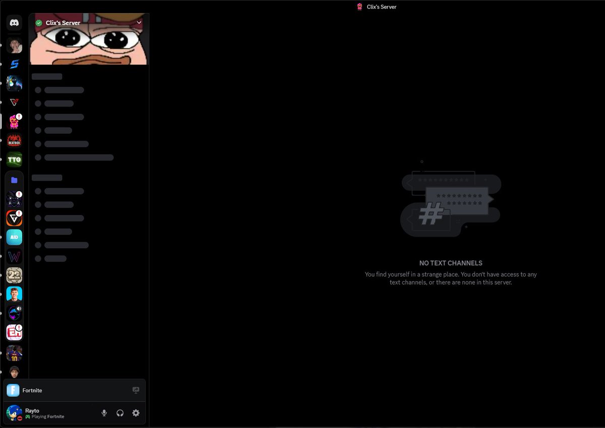 itzrayto's tweet image. Is discord kinda bugged out for anybody else who is it just me