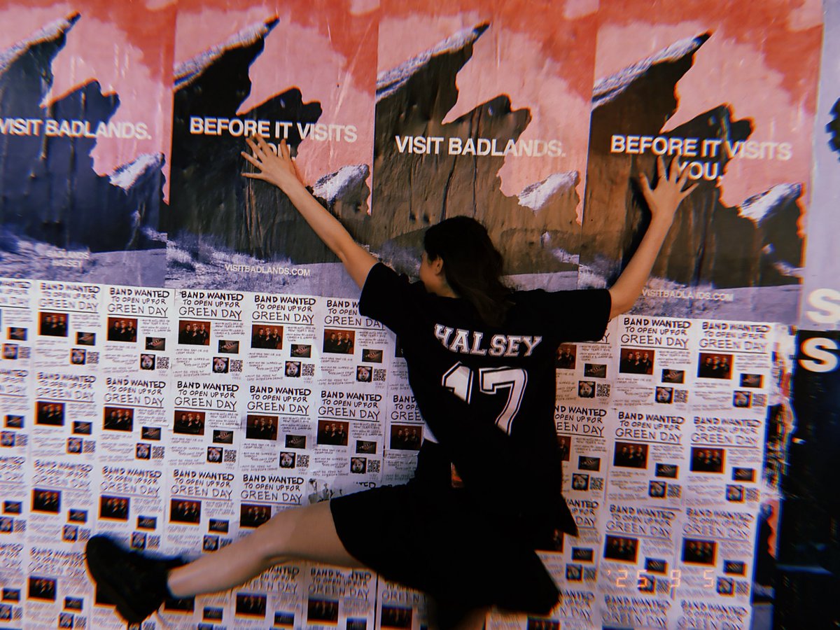 “Visit Badlands. Before it visits you” 

Is that a promise!?!? 
PLEASE come visit me Badlands! 😍🩵🌵⛰️
<a href="/halsey/">halsey 🌸</a> I’ve been ready for 10 years!